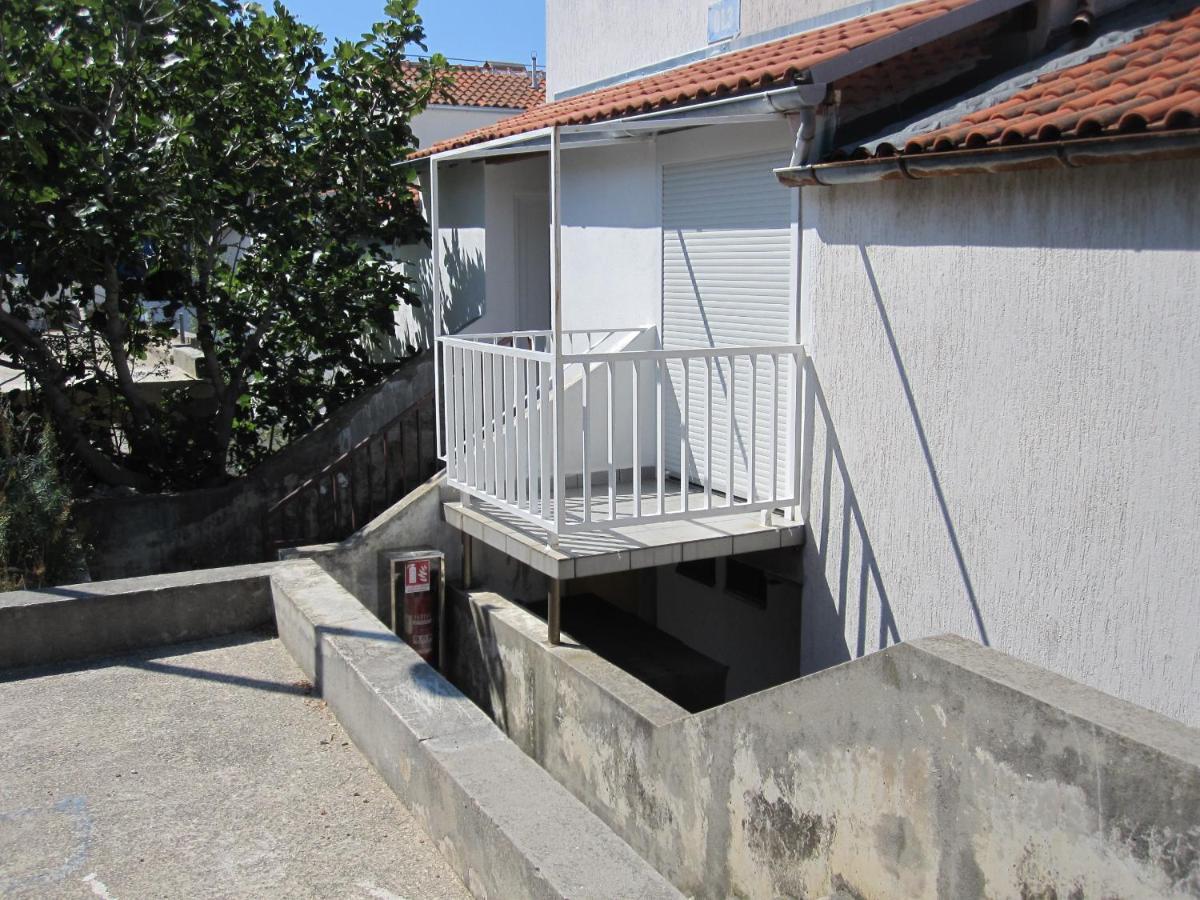 Apartamento Apartman Zaglav Martinšćica Exterior foto
