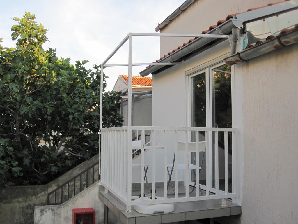 Apartamento Apartman Zaglav Martinšćica Exterior foto