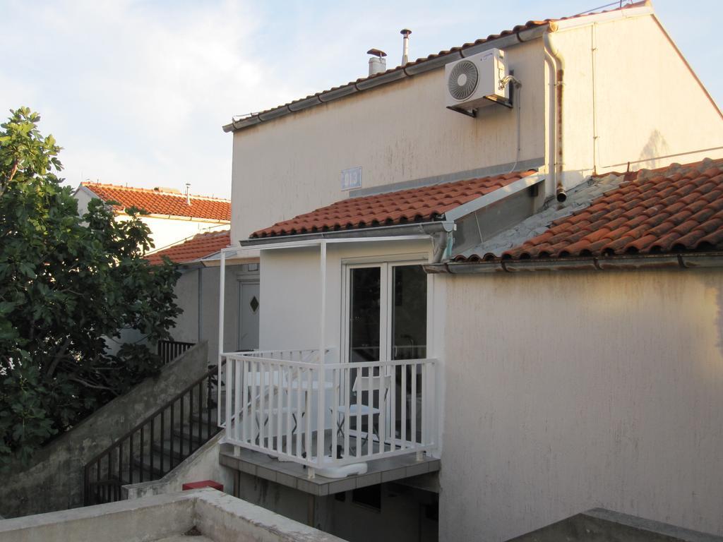 Apartamento Apartman Zaglav Martinšćica Exterior foto